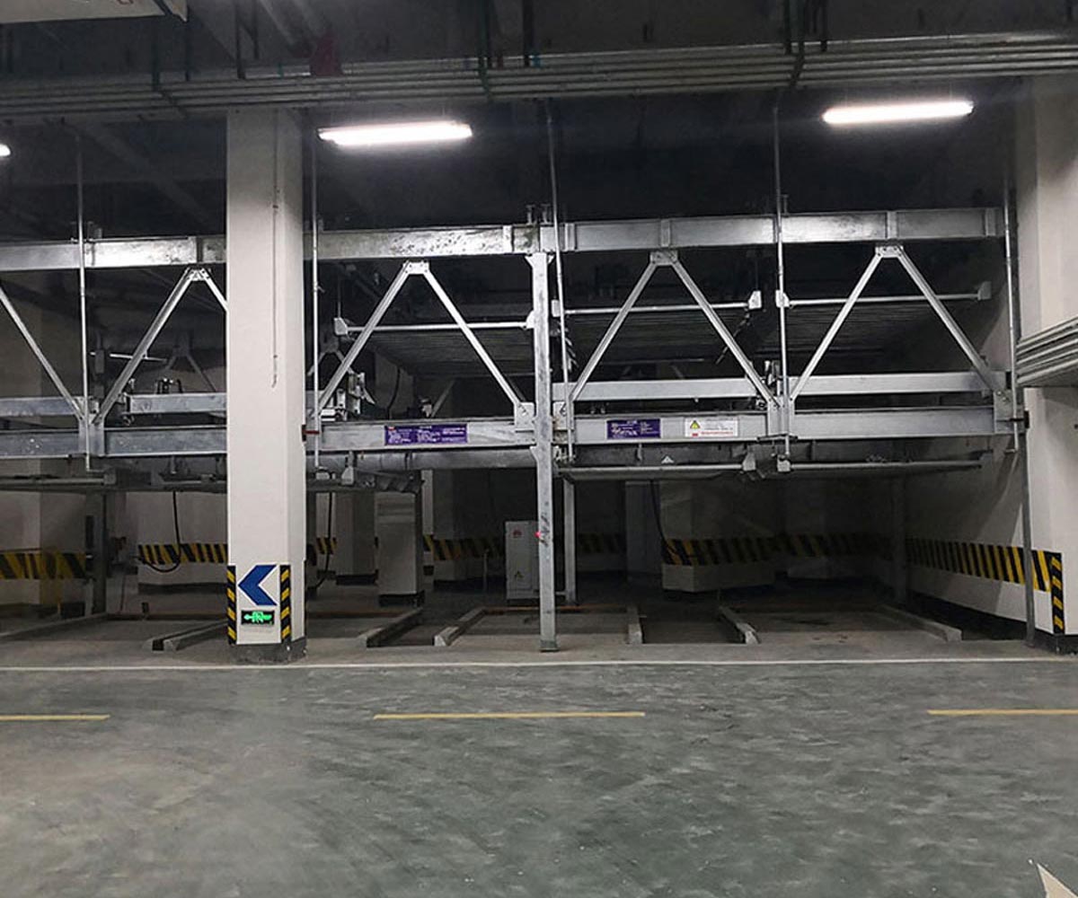 雨湖两柱机械立体丝瓜视频看污片设备回收